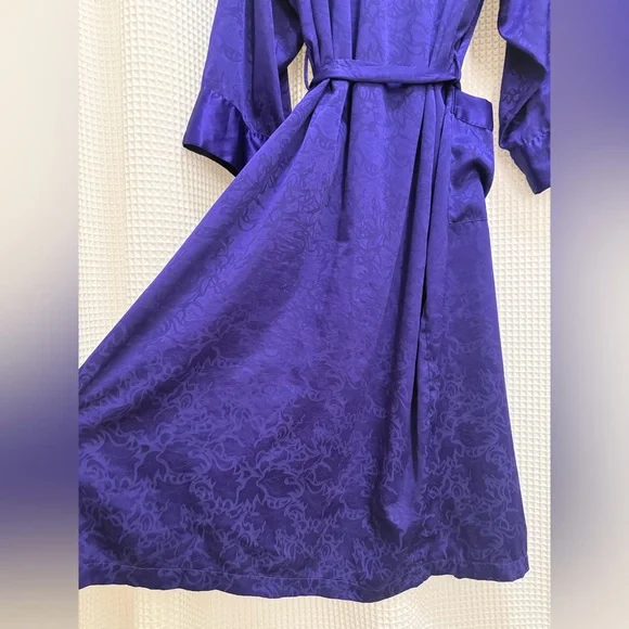 Vintage Victoria's Secret Gold Label - Deep Purple Satin Robe